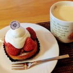 茶葉から入れた紅茶で濃厚ミルクティー